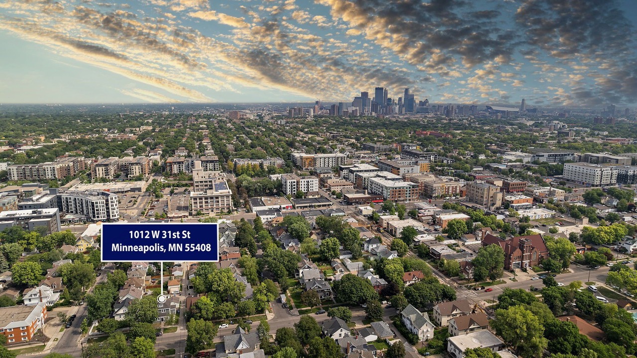 Photo of Outdoor in Uptown
