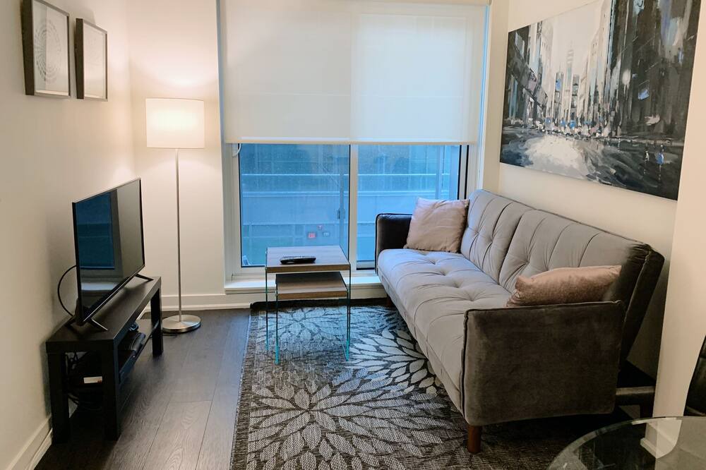 Photo of Livingroom in Financial District