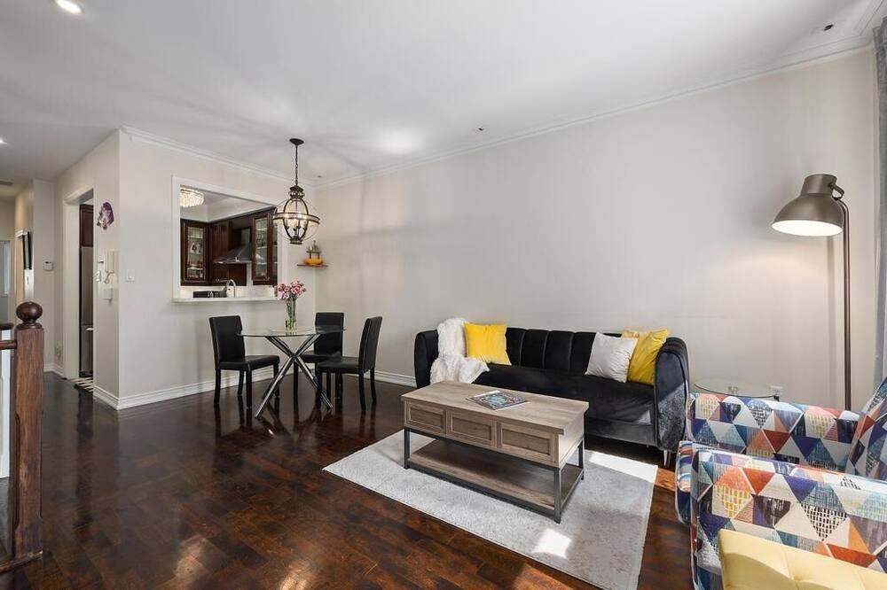 Photo of Livingroom in Midtown Toronto