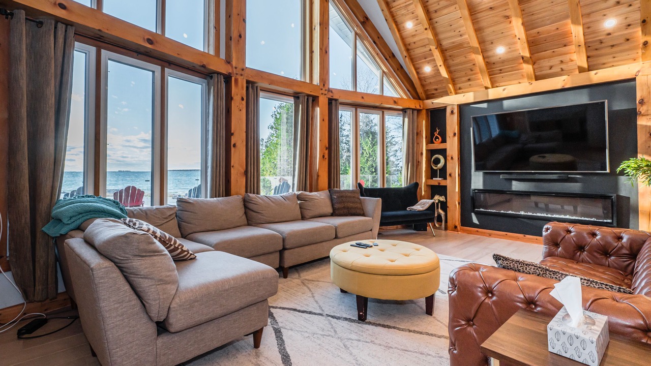 Photo of Livingroom in Lion's Head