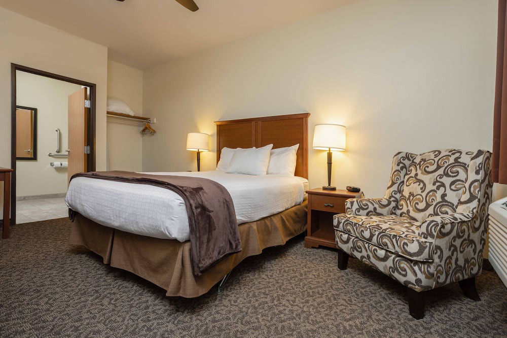 Photo of Bedroom in Battle Lake