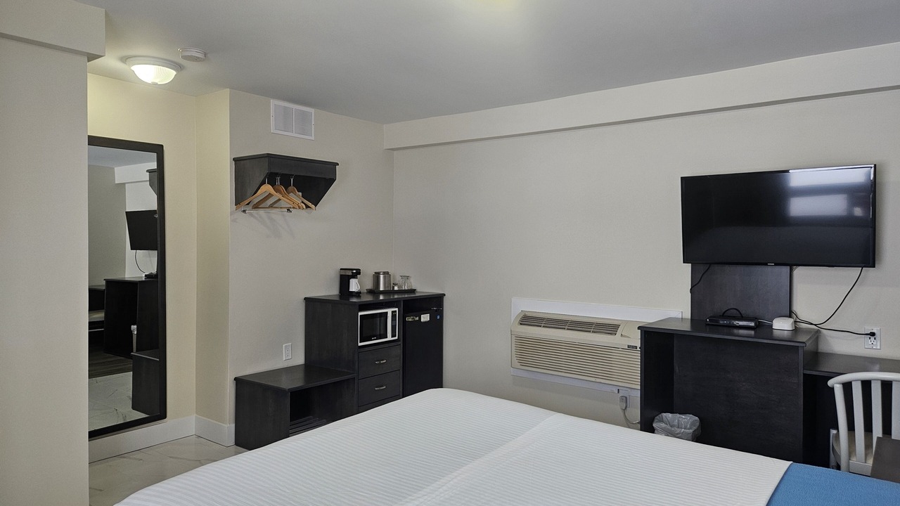 Photo of Bedroom in Flesherton