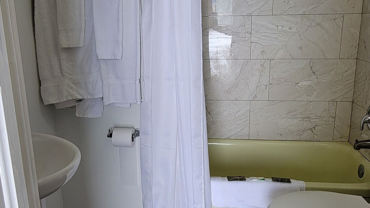 Photo of Bathroom in Algoma District