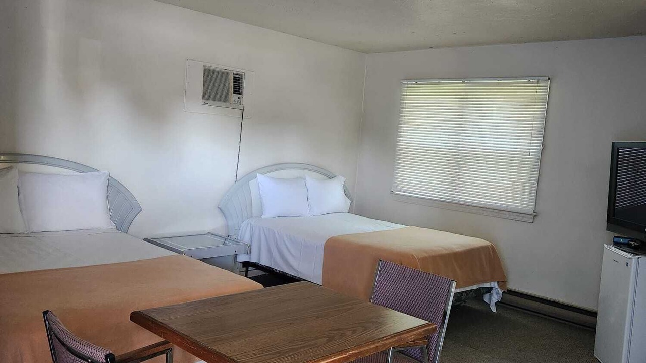 Photo of Bedroom in Chatham-Kent
