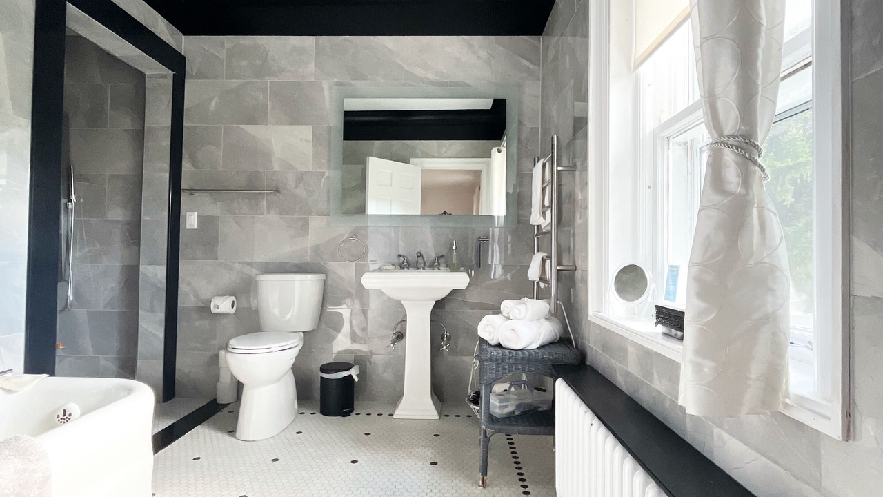 Photo of Bathroom in Port Dover