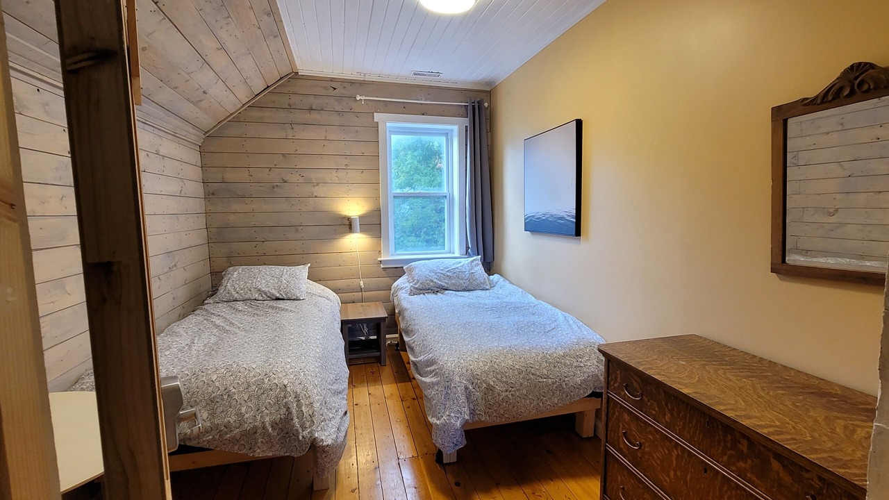 Photo of Bedroom in Haliburton