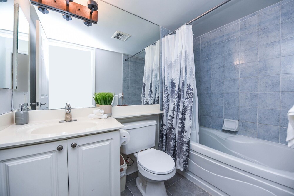 Photo of Bathroom in Downtown Mississauga