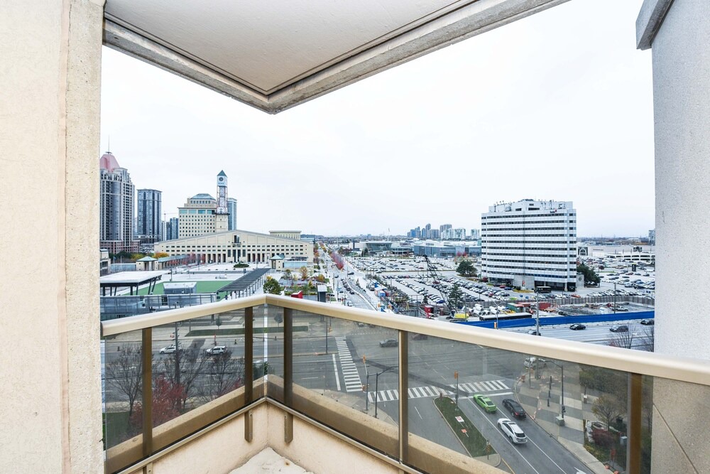 Photo of Patio Balcony in Downtown Mississauga
