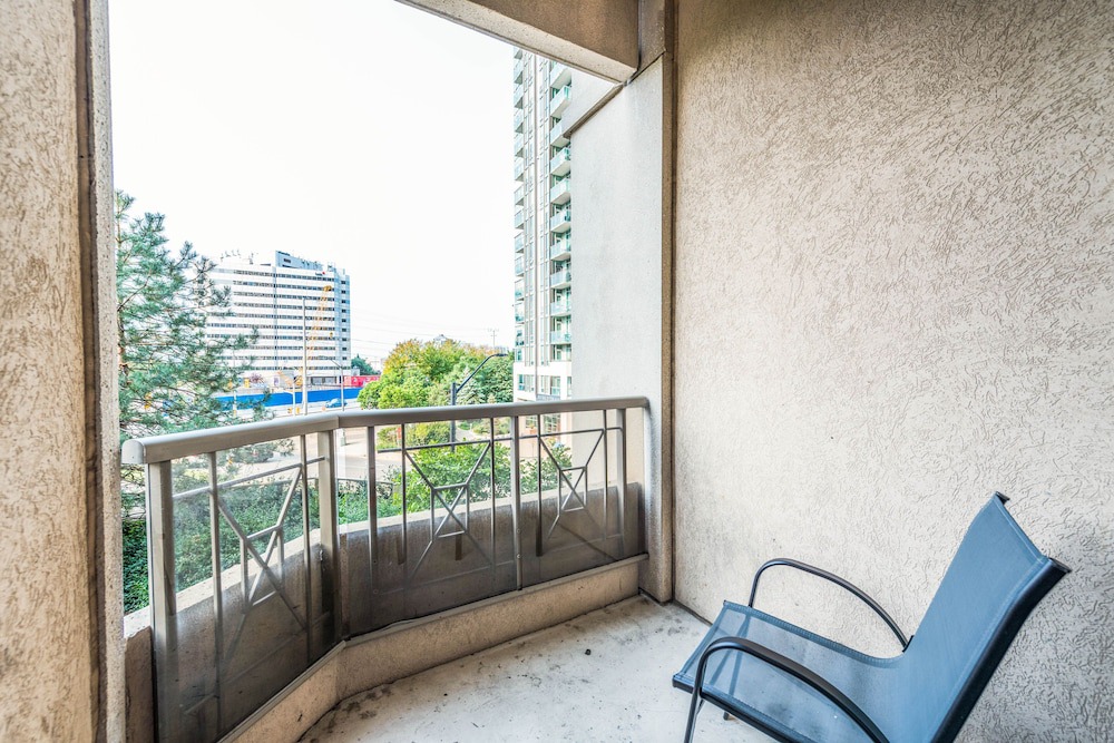 Photo of Patio Balcony in Downtown Mississauga