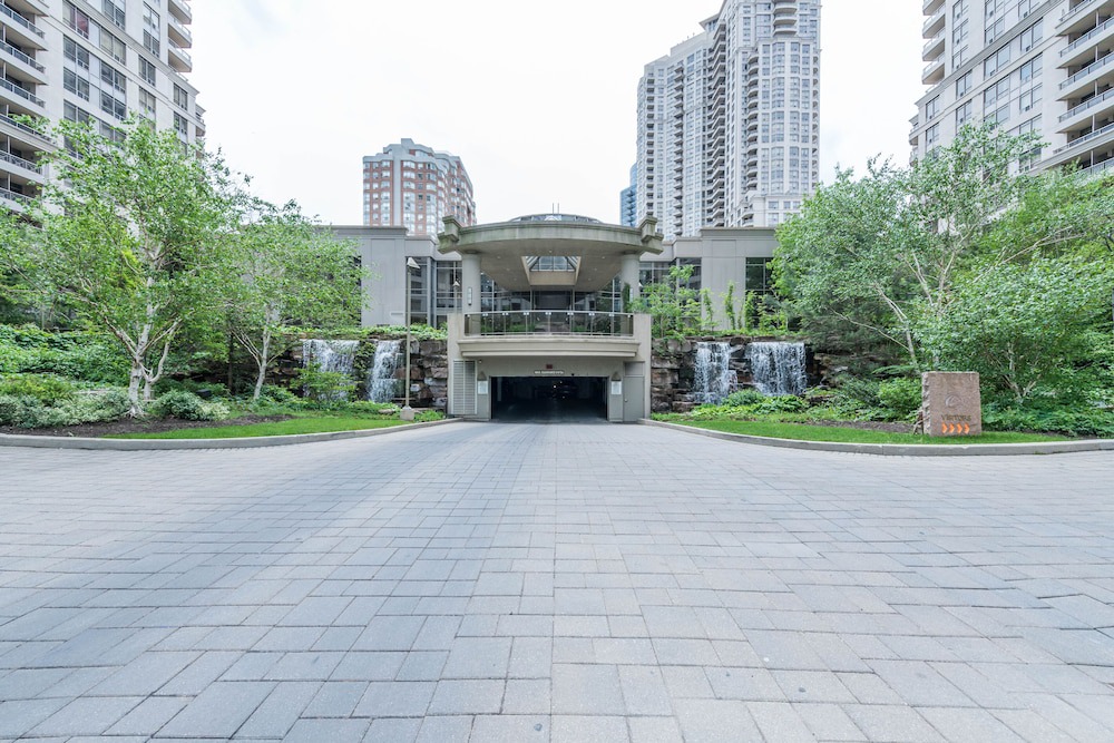 Photo of Outdoor in Downtown Mississauga
