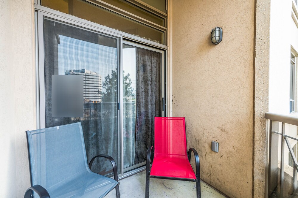 Photo of Patio Balcony in Downtown Mississauga
