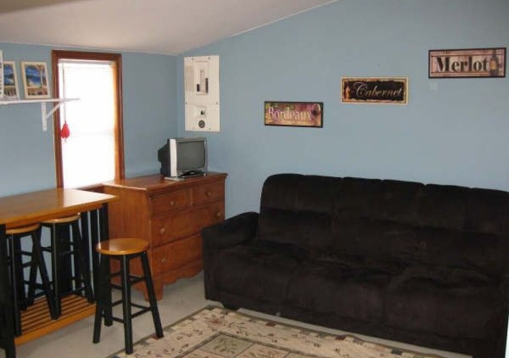 Photo of Livingroom in Grand Bend