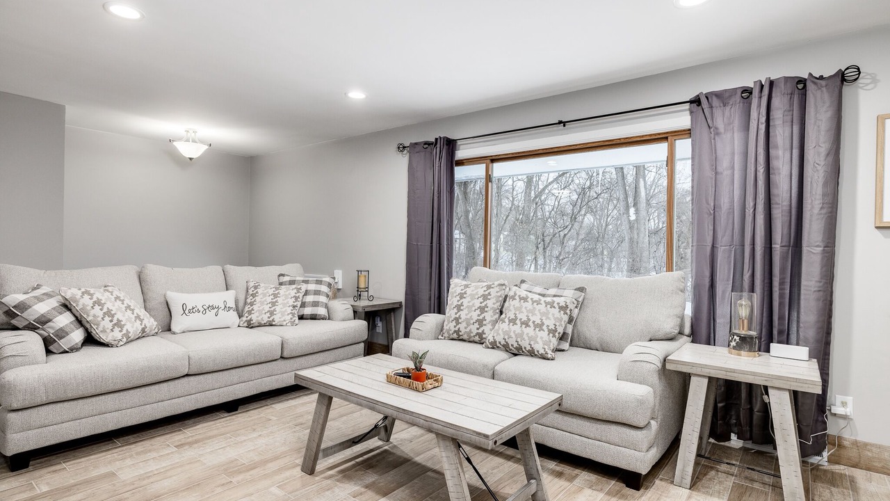 Photo of Livingroom in Minnetonka