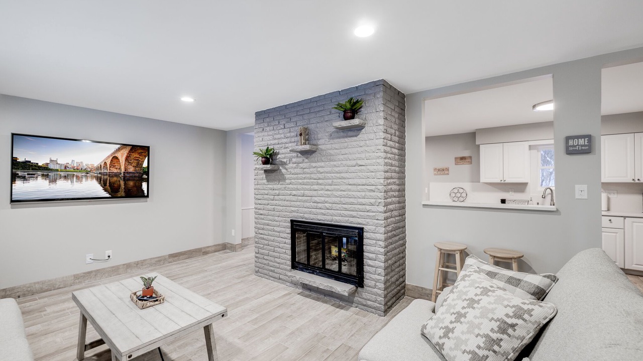 Photo of Livingroom in Minnetonka