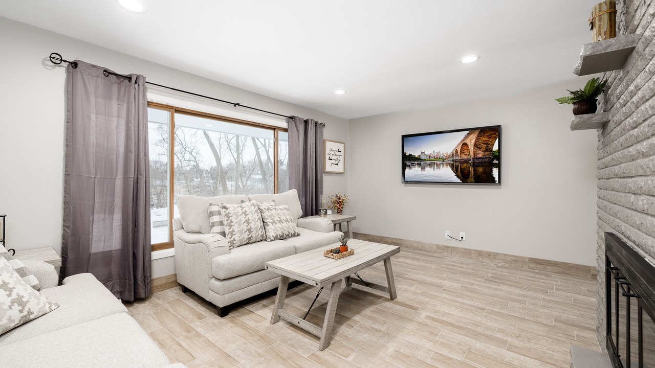 Photo of Livingroom in Minnetonka