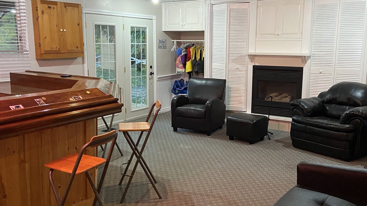 Photo of Livingroom in Lambton Shores