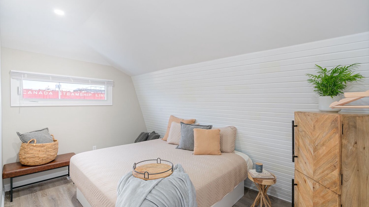 Photo of Bedroom in Ontario