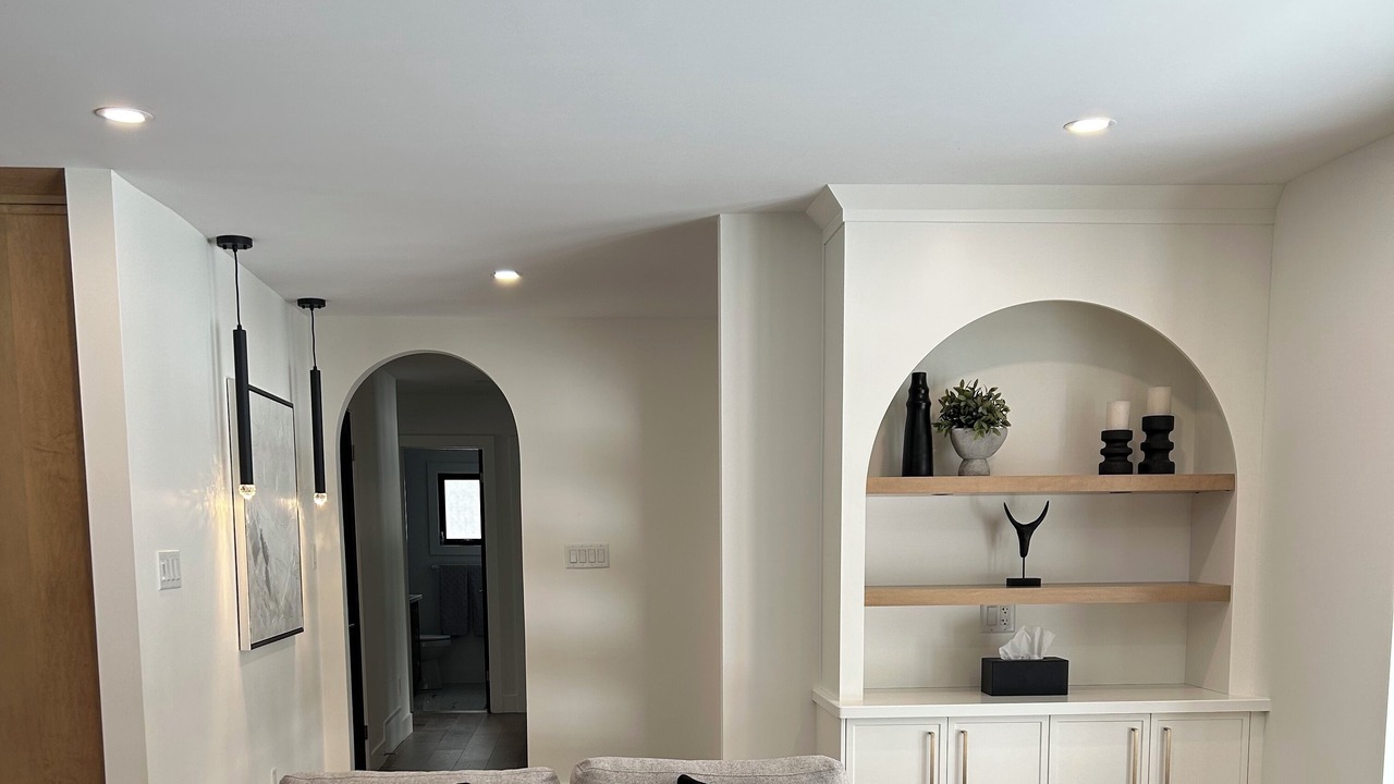 Photo of Livingroom in Grand Bend