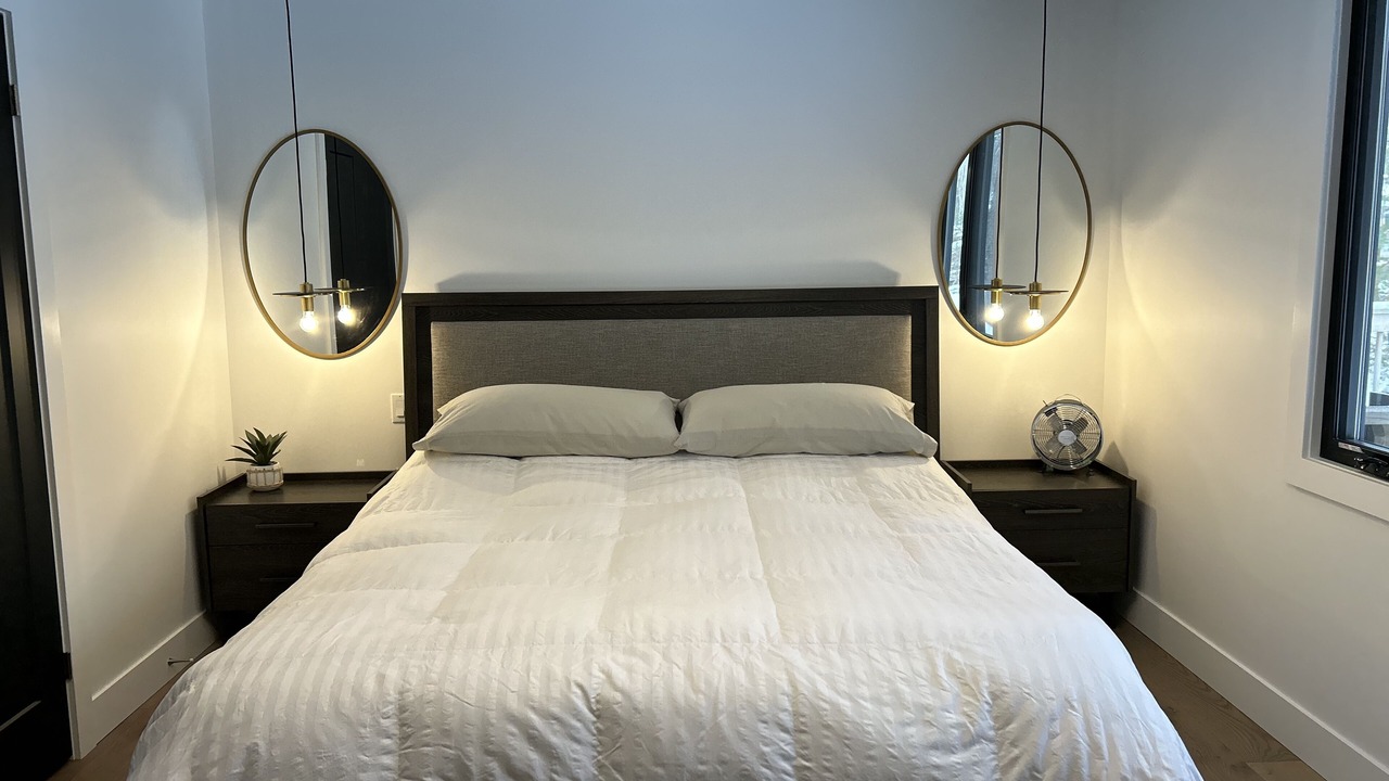 Photo of Bedroom in Grand Bend