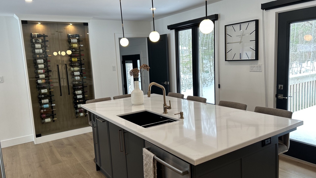 Photo of Kitchen in Grand Bend