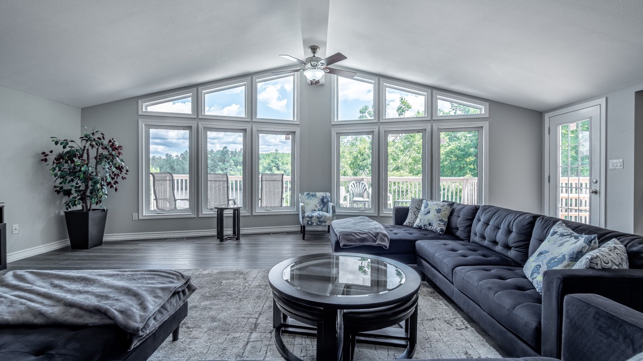 Photo of Livingroom in Minden Hills