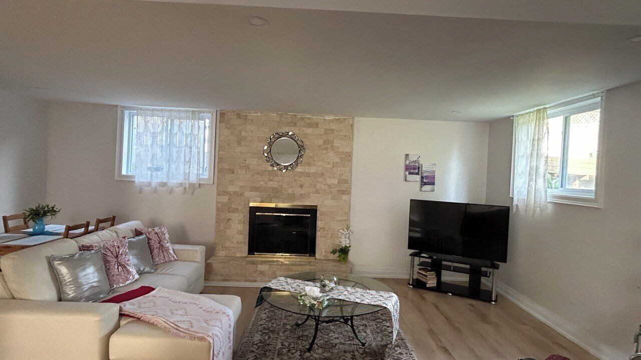 Photo of Livingroom in Cooksville