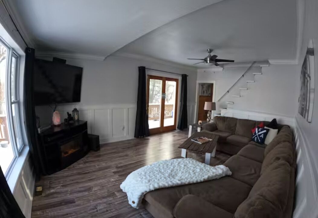 Photo of Livingroom in Timmins