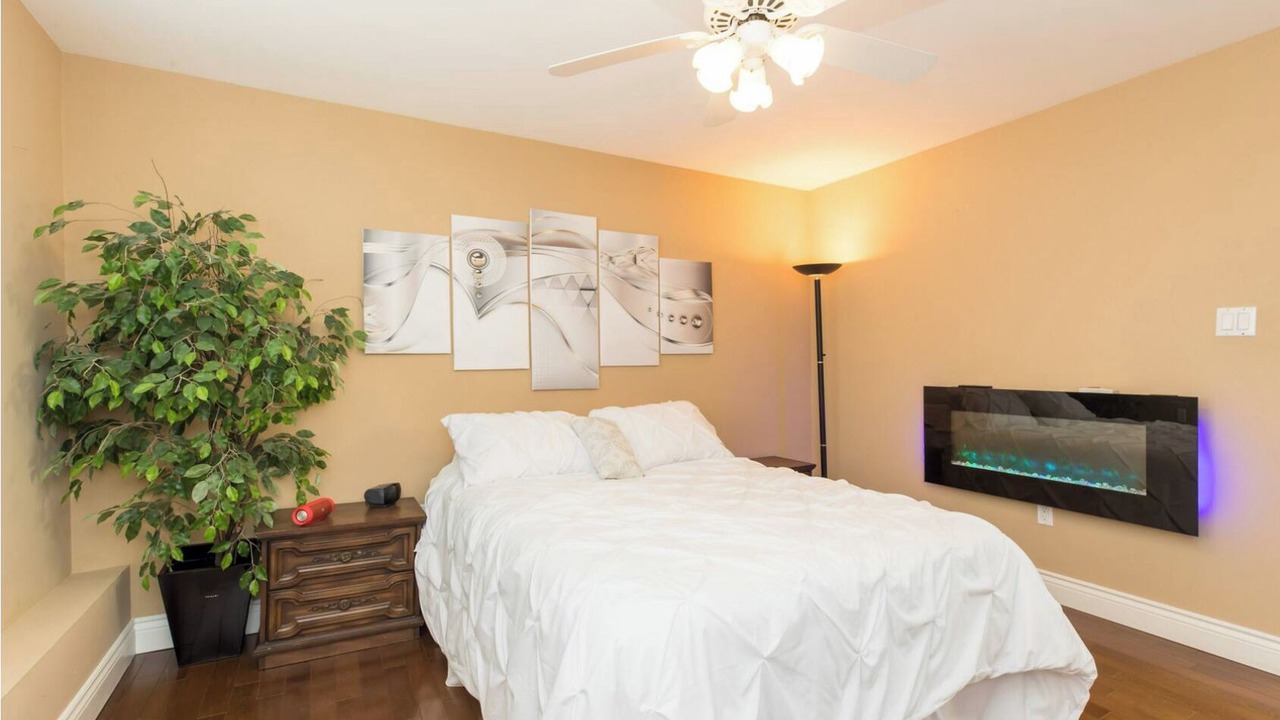 Photo of Bedroom in Point Edward