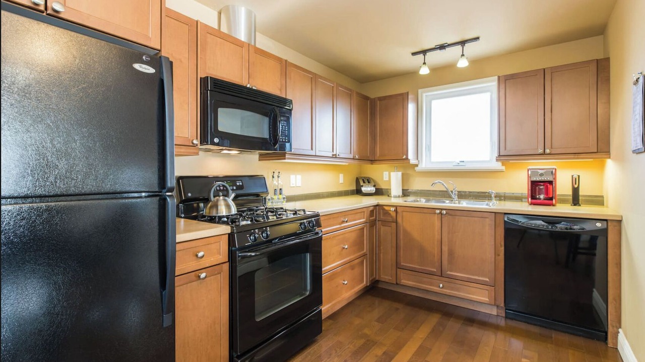 Photo of Kitchen in Point Edward