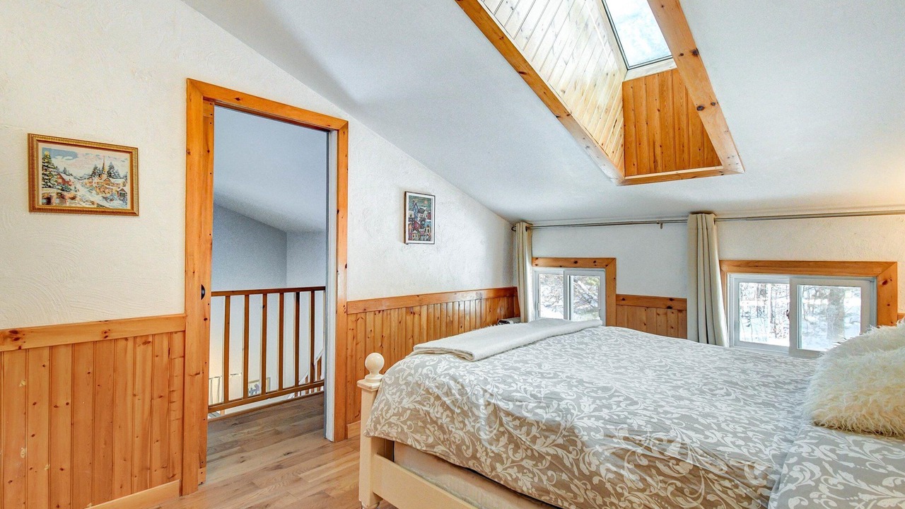 Photo of Bedroom in Marmora and Lake