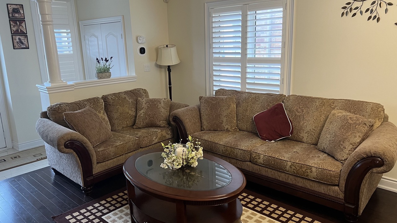 Photo of Livingroom in Brampton