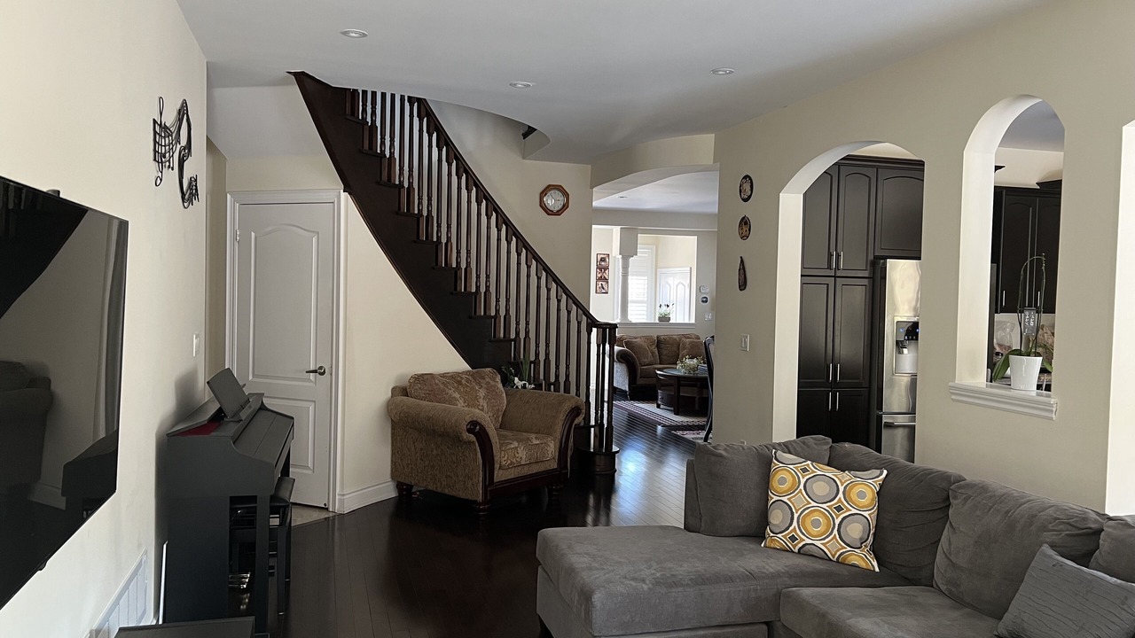 Photo of Livingroom in Brampton