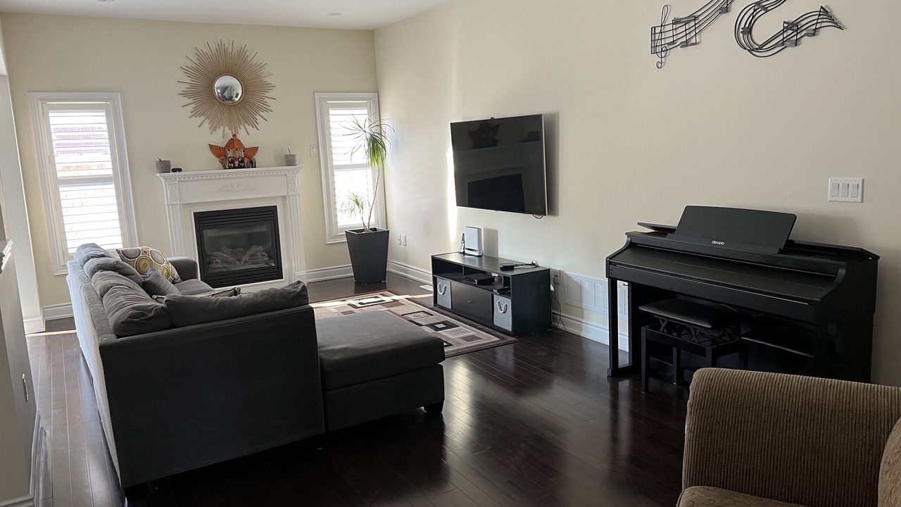 Photo of Livingroom in Brampton