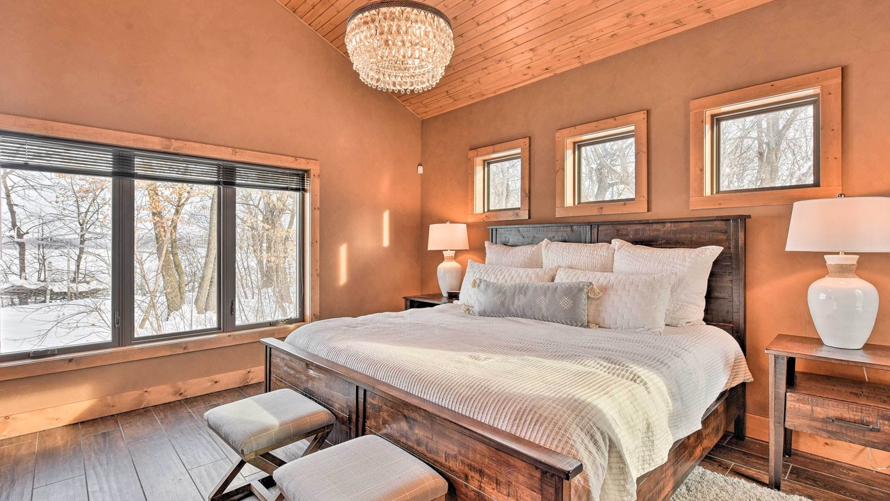 Photo of Bedroom in New London