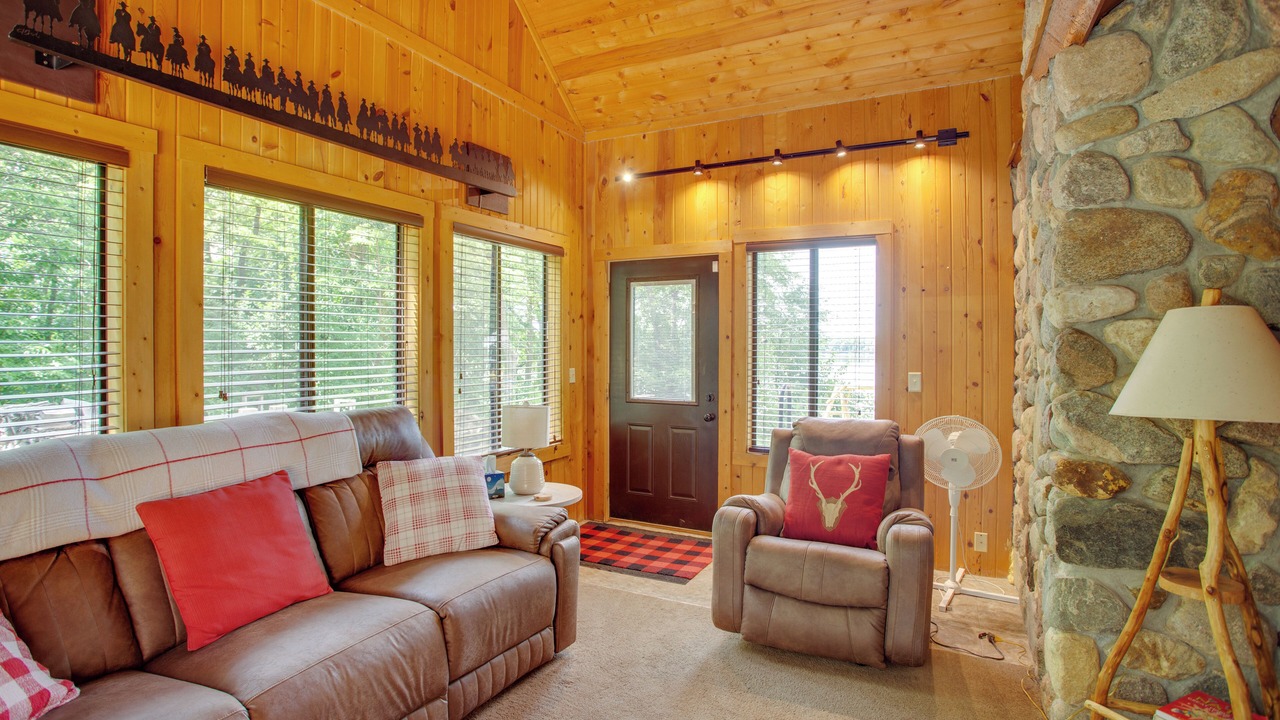 Photo of Livingroom in New London