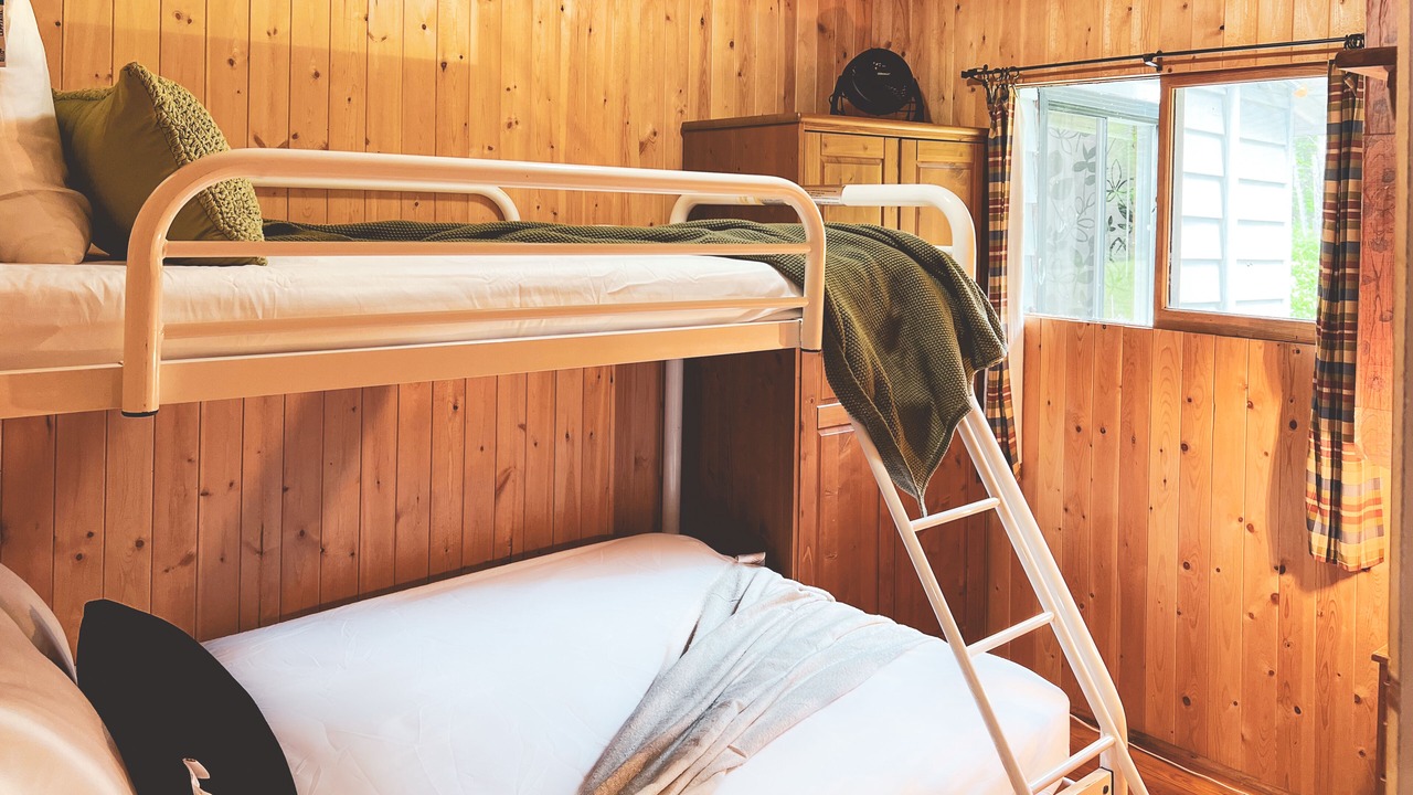 Photo of Bedroom in Haliburton