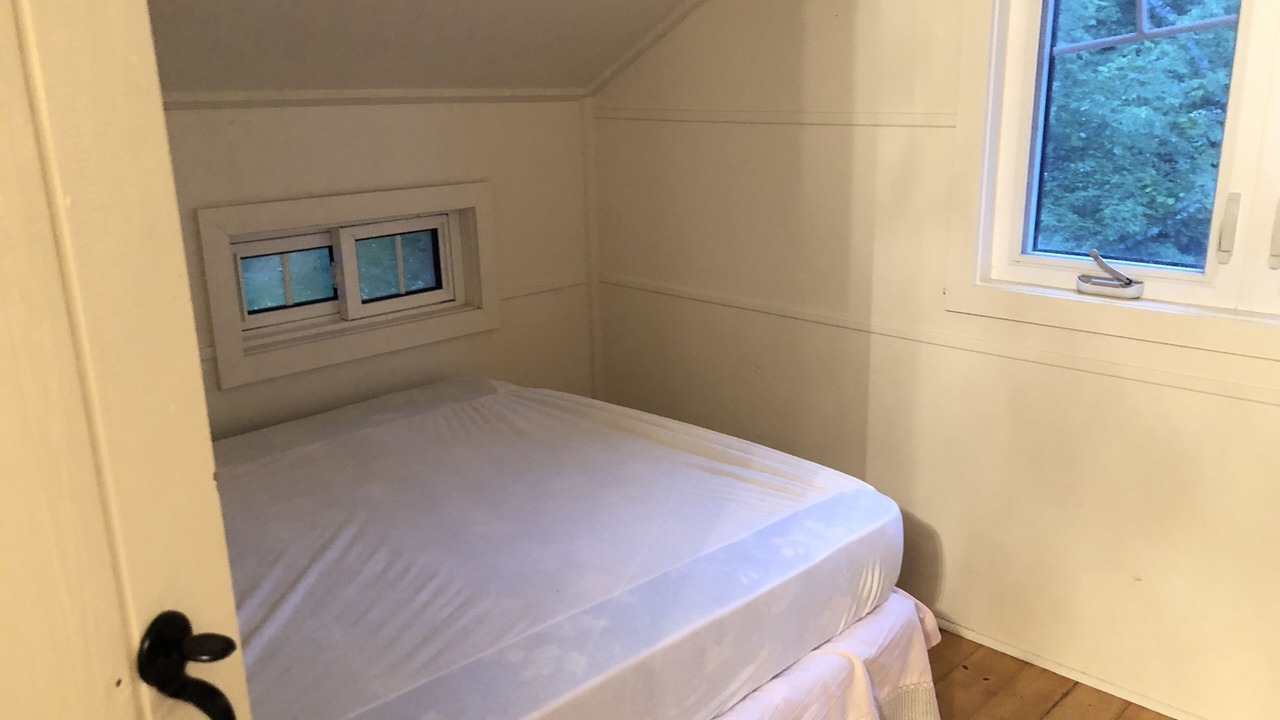 Photo of Bedroom in Kawartha Lakes