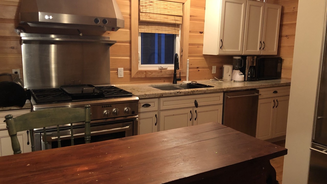 Photo of Kitchen in Kawartha Lakes