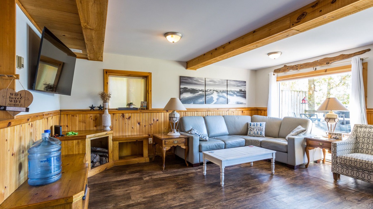 Photo of Livingroom in Havelock-Belmont-Methuen