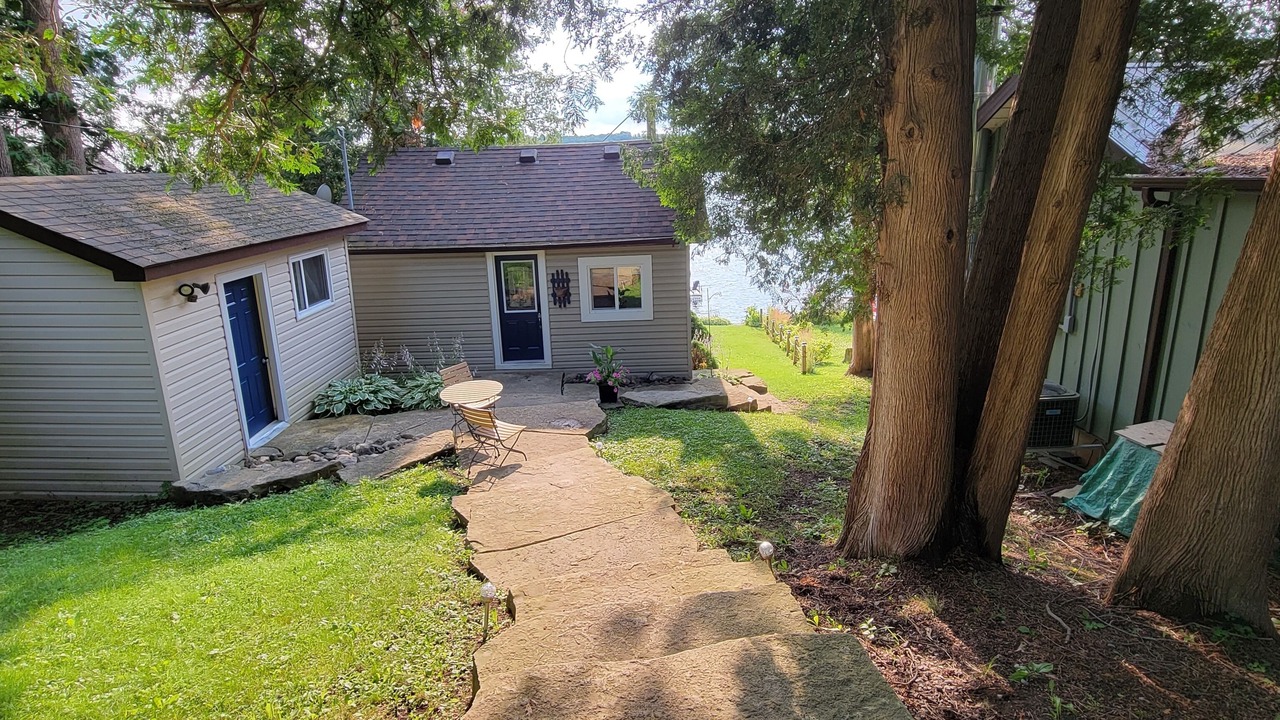 Photo of Patio Balcony in Havelock-Belmont-Methuen