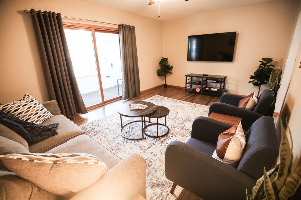 Photo of Livingroom in West Seventh