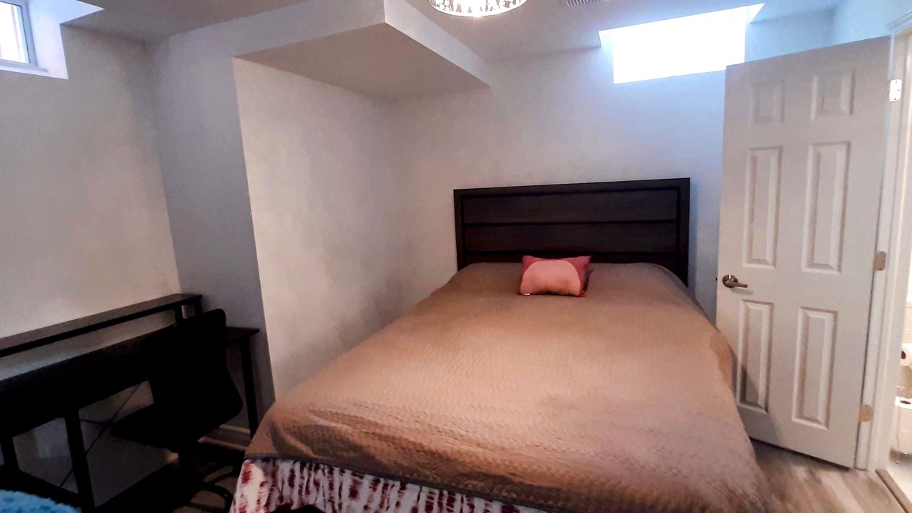 Photo of Bedroom in Newmarket