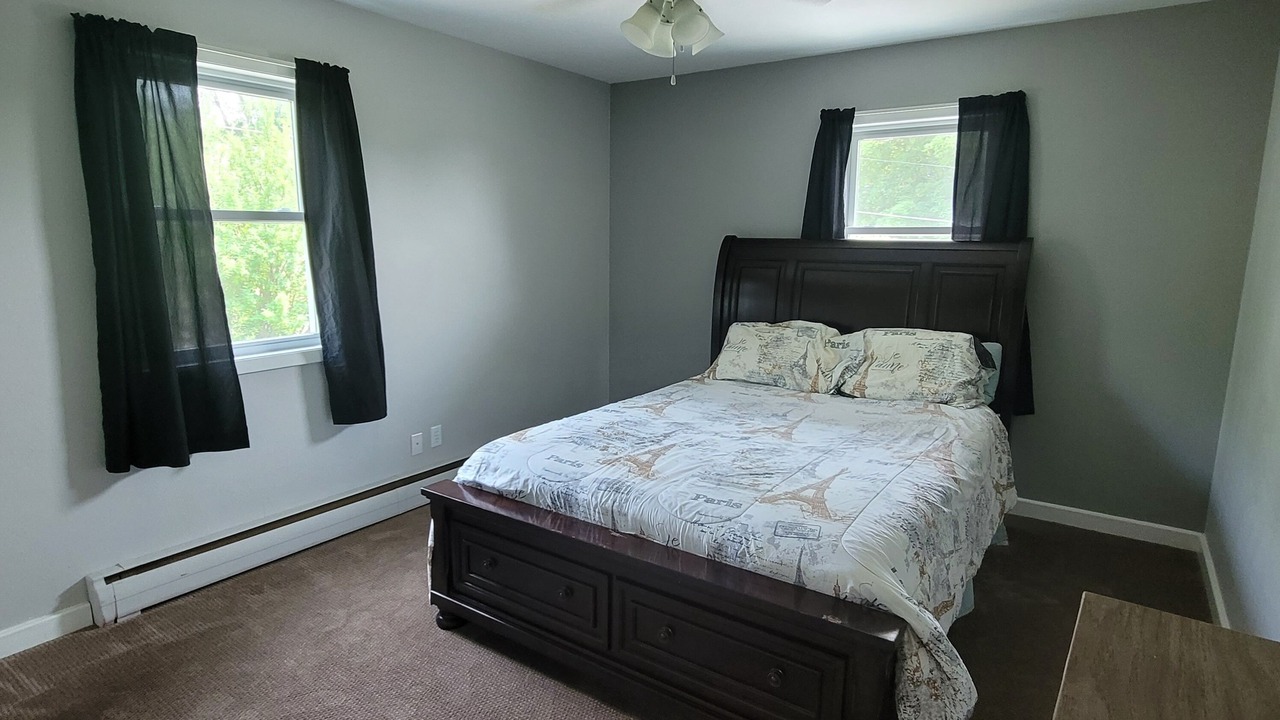 Photo of Bedroom in Starbuck
