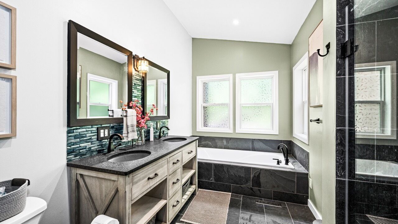 Photo of Bathroom in Duluth