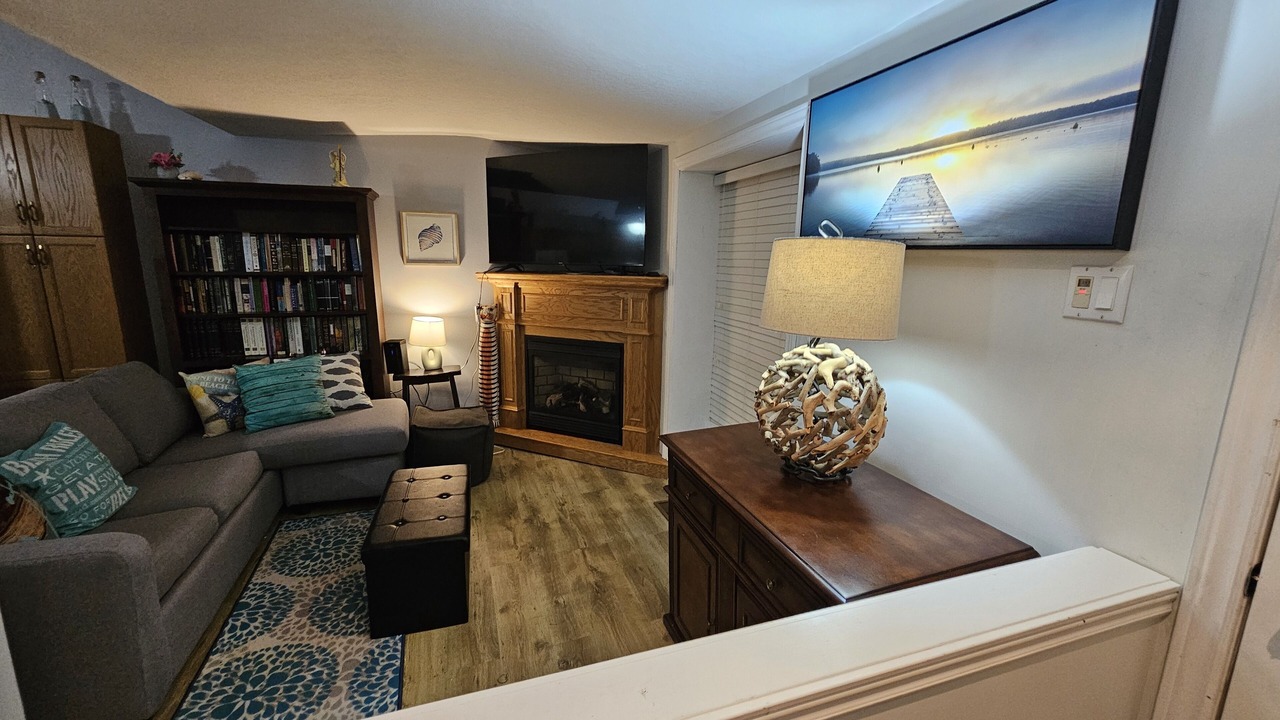 Photo of Livingroom in Port Stanley