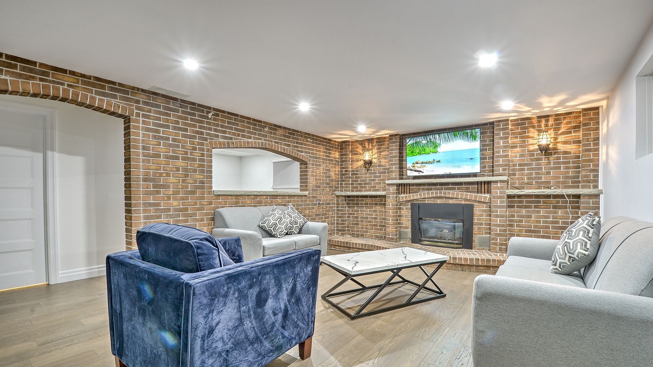 Photo of Livingroom in Tecumseh