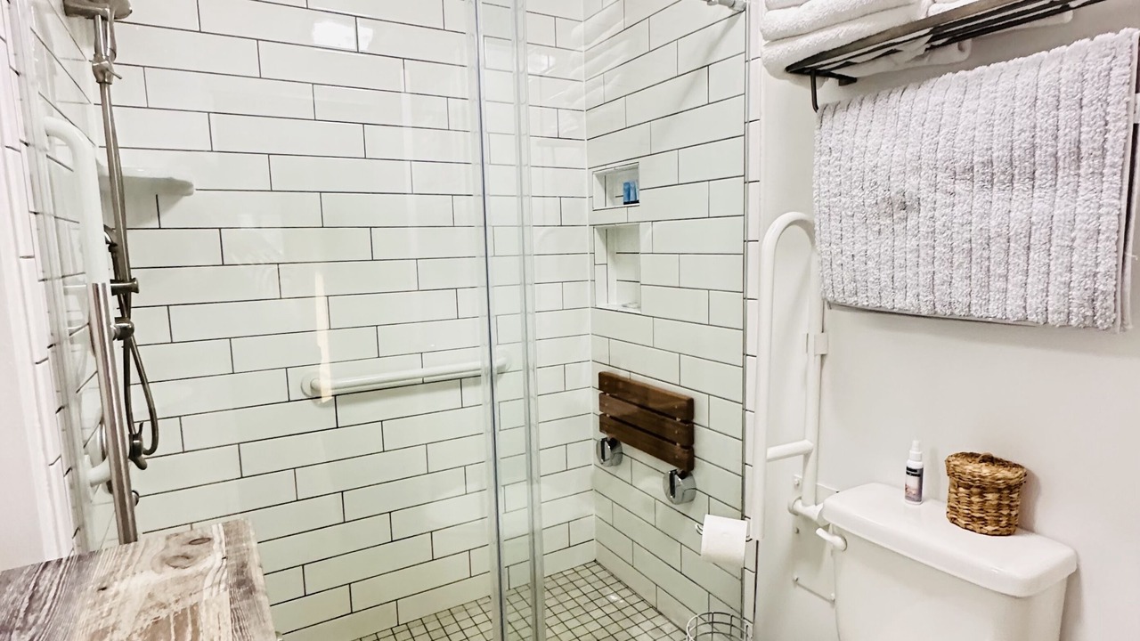 Photo of Bathroom in Bemidji