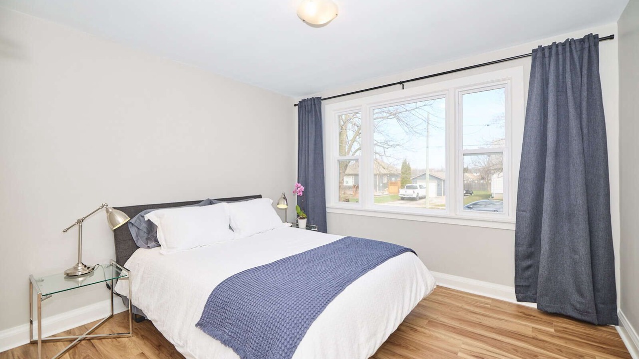 Photo of Bedroom in Thorold