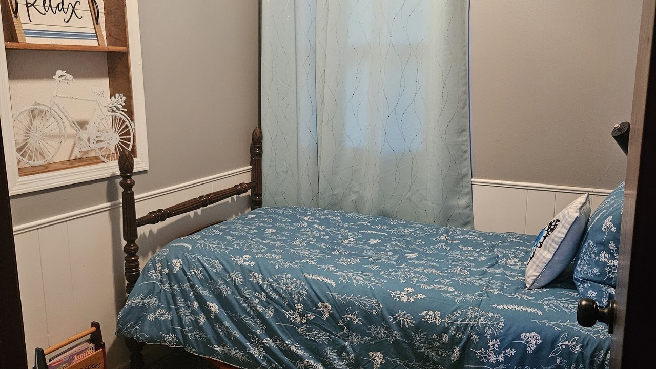 Photo of Bedroom in Crosby