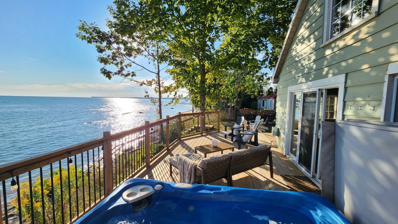 Photo of Patio Balcony in Selkirk